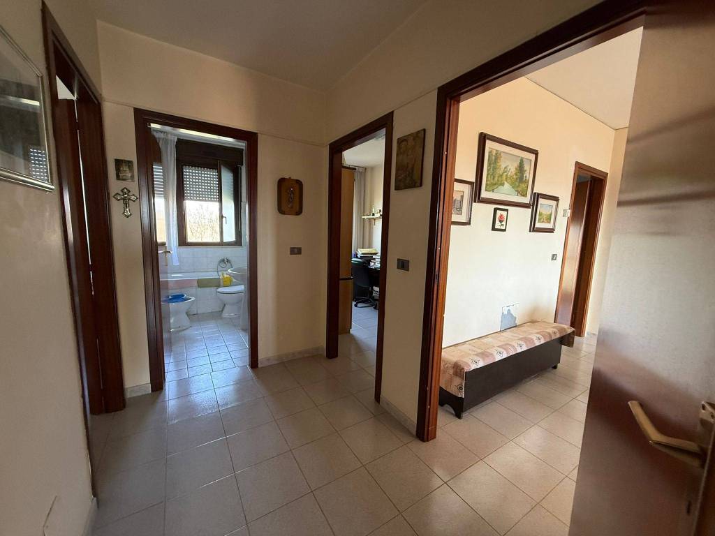 Appartamento a Benevento in Via Antonio Navarra - Foto 5