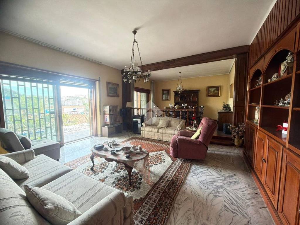 Appartamento a Napoli in Via Cintia, 41 - Foto 2