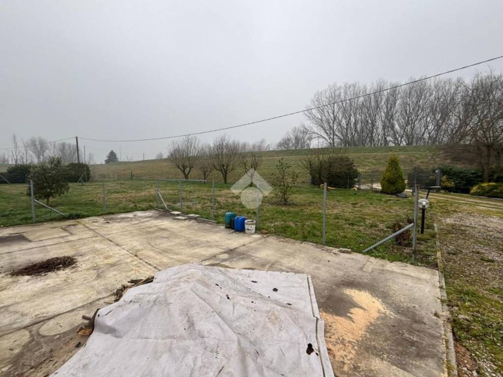 Casa indipendente a Mantova in Str. Formigosa - Foto 5