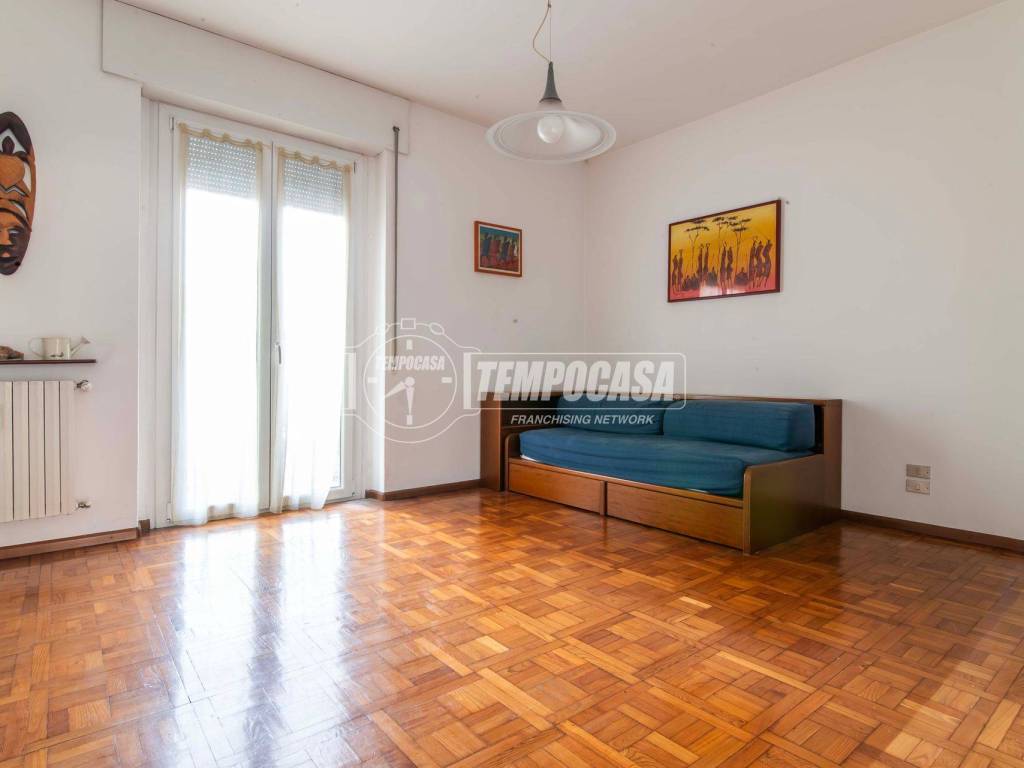 Appartamento a Como in Via Filippo Turati 16 - Foto 2