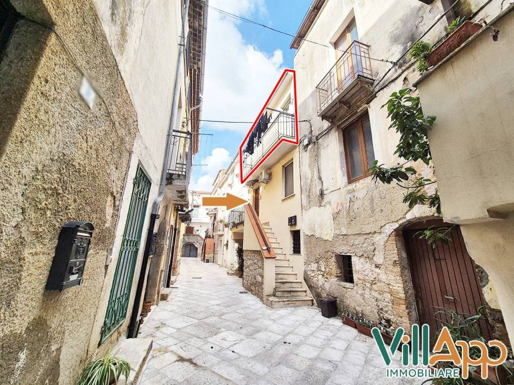 Appartamento a Fondi in Via Alessandro Manzoni, 18 - Foto 2