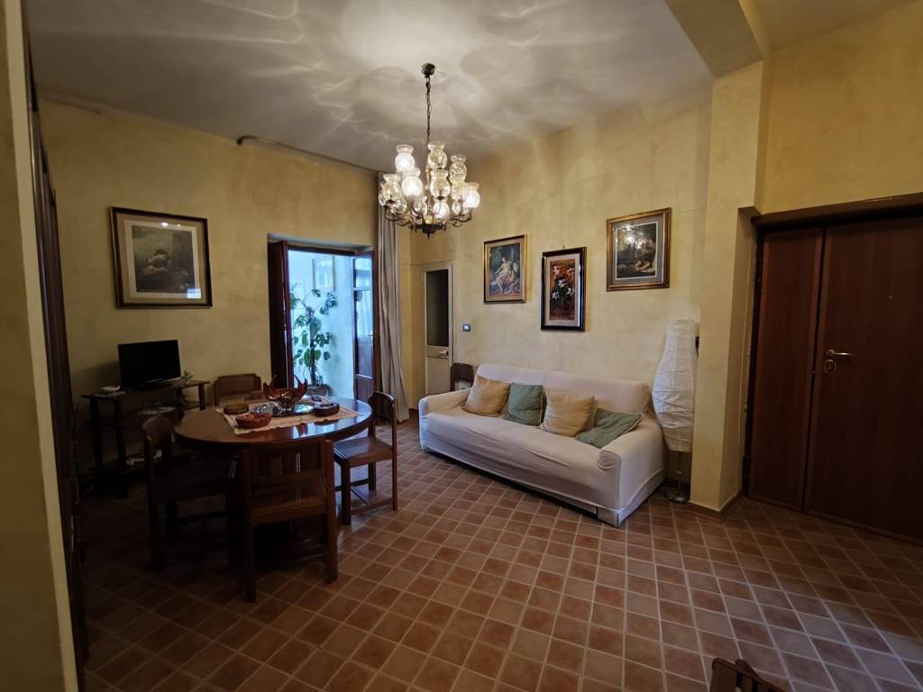 Appartamento a Benevento in Via Ponticelli - Foto 2