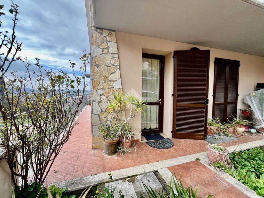 Villetta a schiera a Pescia in Via della Quercia - Foto 4