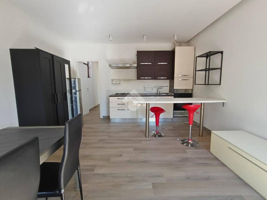 Appartamento a Cabiate in Via Vittorio Veneto, 17 - Foto 3