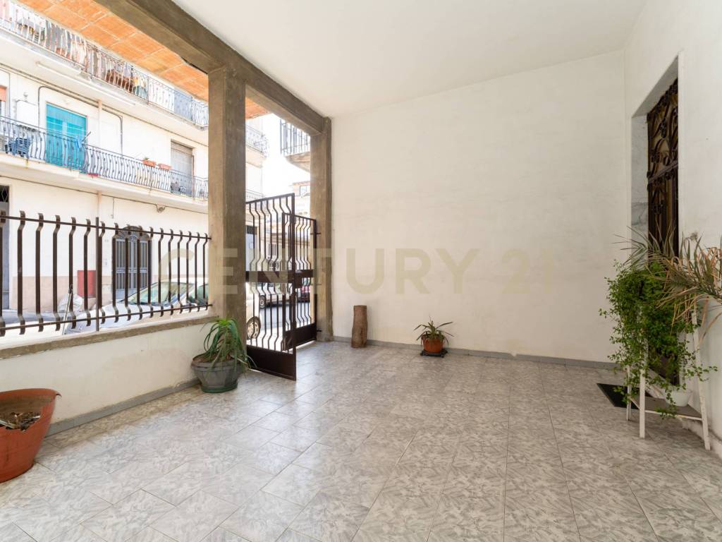 Appartamento a Adrano in Via P. Gobetti, 8 - Foto 3