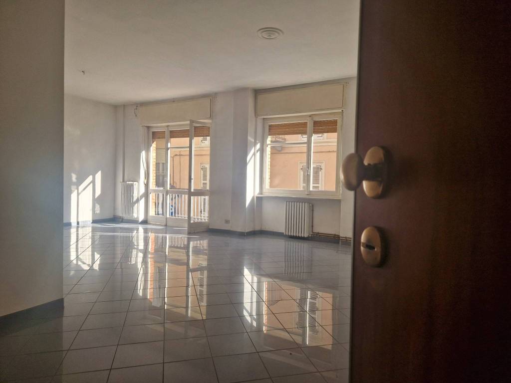 Appartamento a Asti in Via Quintino Sella, 15 - Foto 2