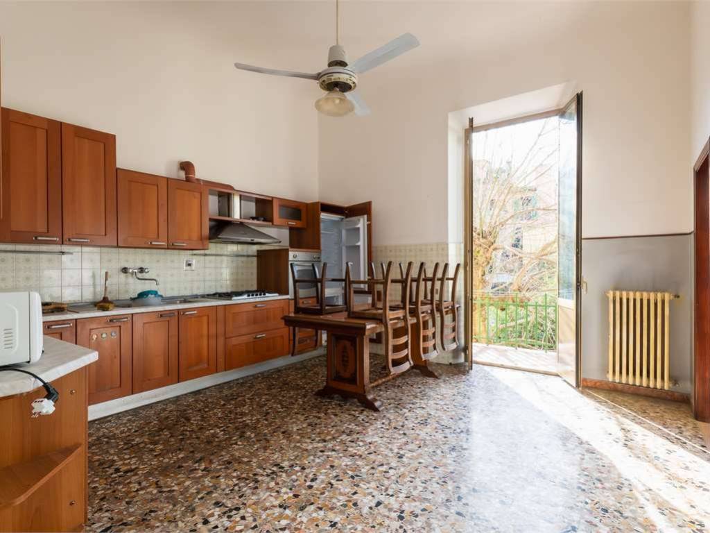 Appartamento a Firenze in PIAZZA INDIPENDENZA - Foto 2