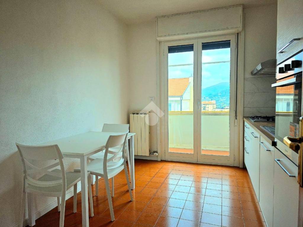 Appartamento a Savona in Via Chiappino, 50 - Foto 4
