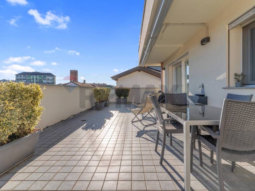 Appartamento a Rho in via LURA, 25 - Foto 2