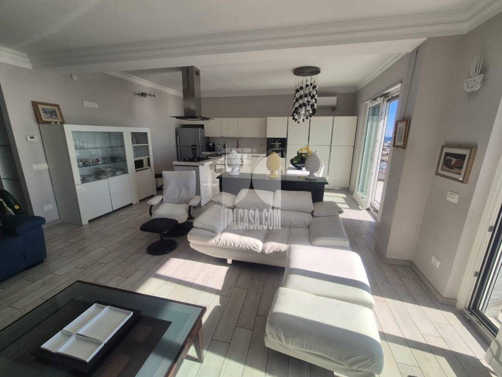 Appartamento a Crotone in via interna marina - Foto 2