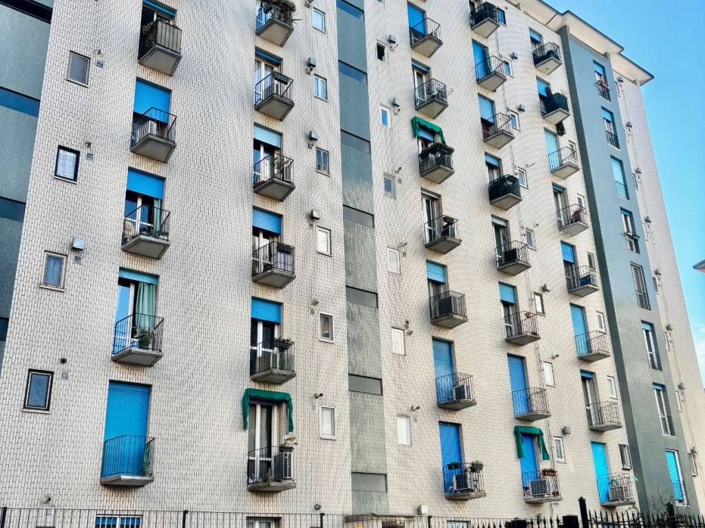 Appartamento a Milano in Via delle Forze Armate, 41 - Foto 2