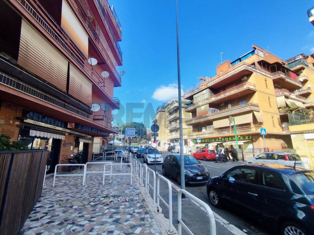 Appartamento a Roma in Via Dei Monti Di Primavalle, 194 - Foto 3