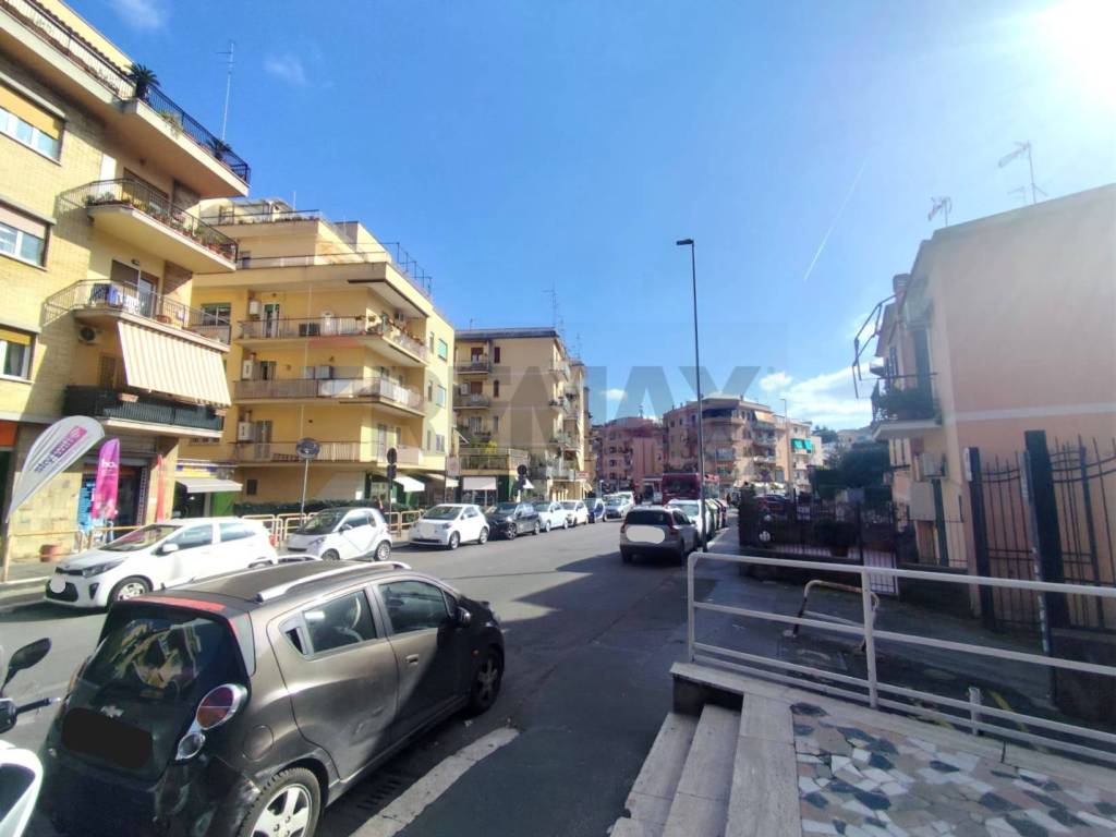 Appartamento a Roma in Via Dei Monti Di Primavalle, 194 - Foto 4