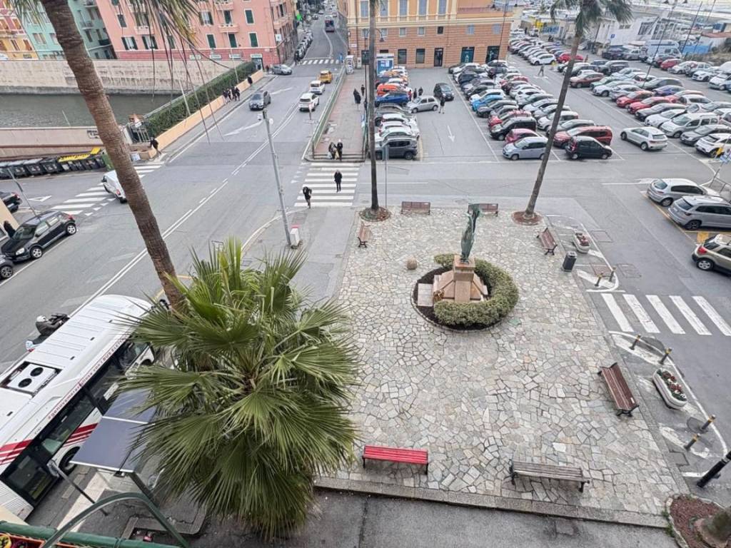 Appartamento a Genova in Via Enrico Cialdini - Foto 2