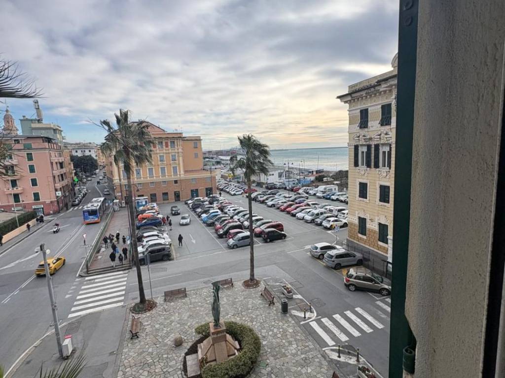 Appartamento a Genova in Via Enrico Cialdini - Foto 4