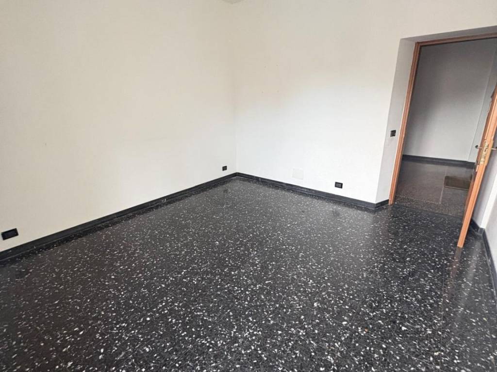 Appartamento a Genova in Via Enrico Cialdini - Foto 5