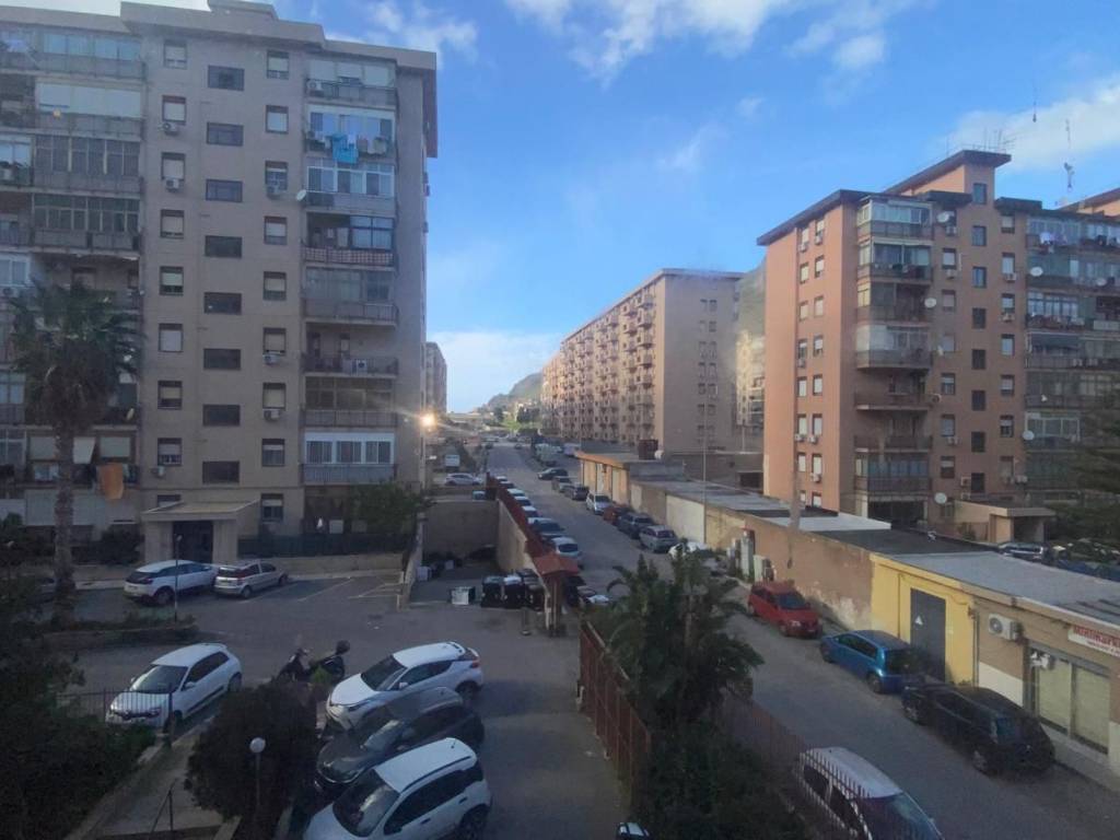 Appartamento a Palermo in Via Emilio Salgari - Foto 5