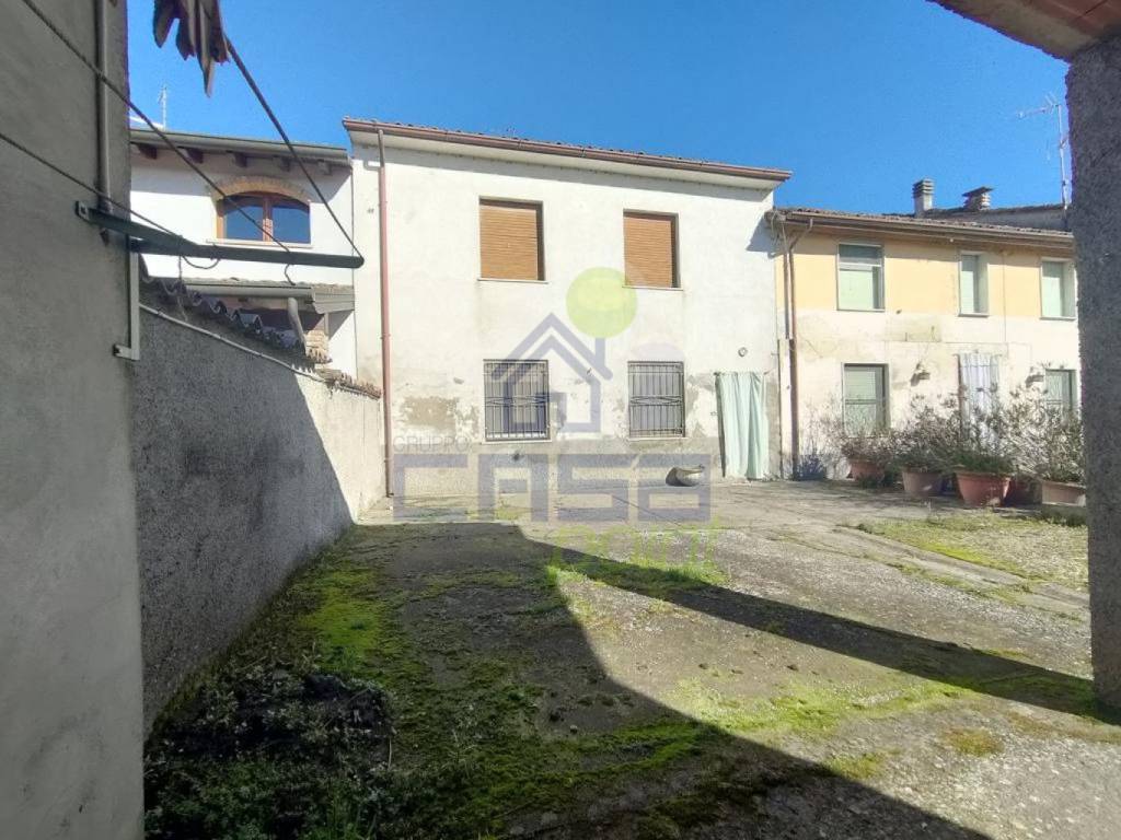 Casa indipendente a Voltido in via Oratorio 3 - Foto 2