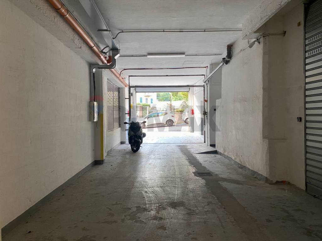 Box / garage a Genova in Via Al Garbo - Foto 2