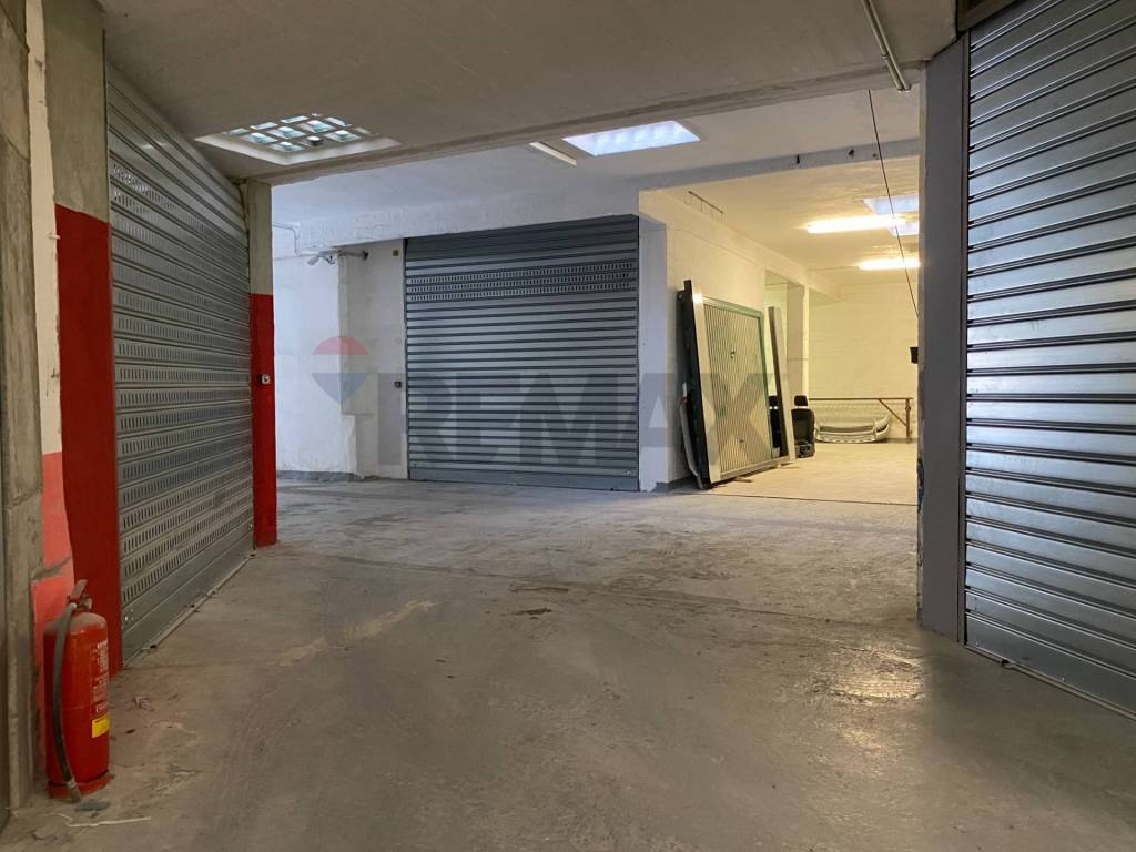 Box / garage a Genova in Via Al Garbo - Foto 3