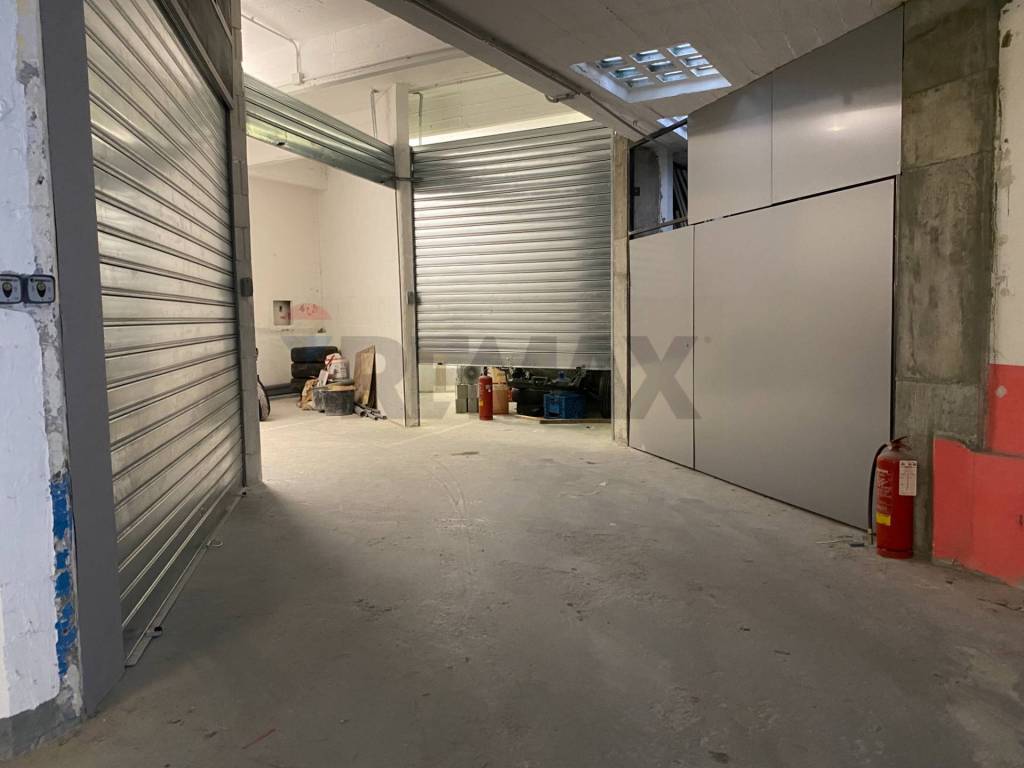 Box / garage a Genova in Via Al Garbo - Foto 4