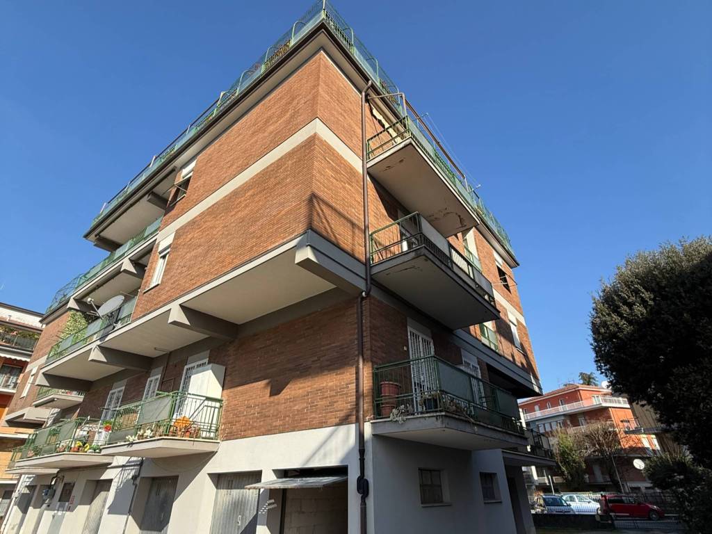 Box / garage a Rieti in Via degli Aceri - Foto 2