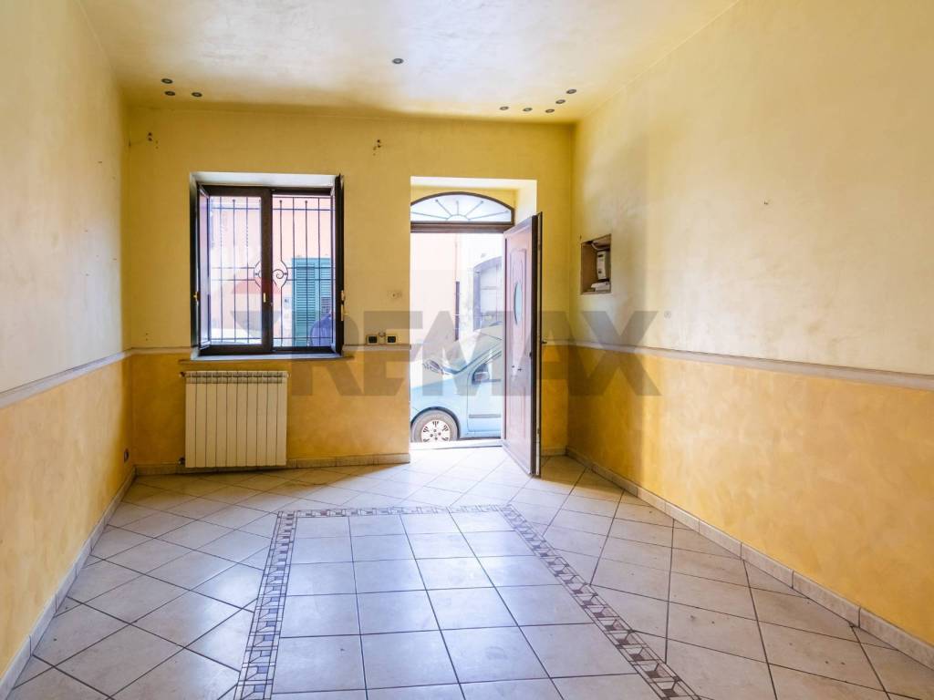 Casa indipendente a Acireale in Via Vittorio Emanuele III, 105 - Foto 2