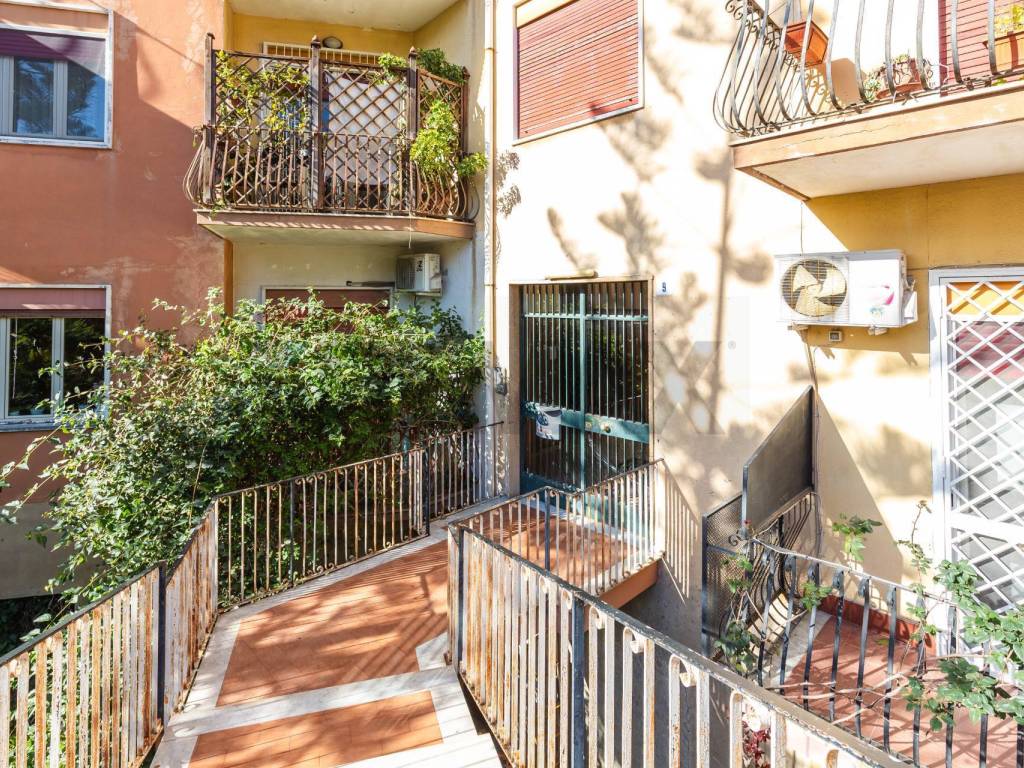 Appartamento a Sant'agata li battiati in Via IV Novembre, 9 - Foto 4