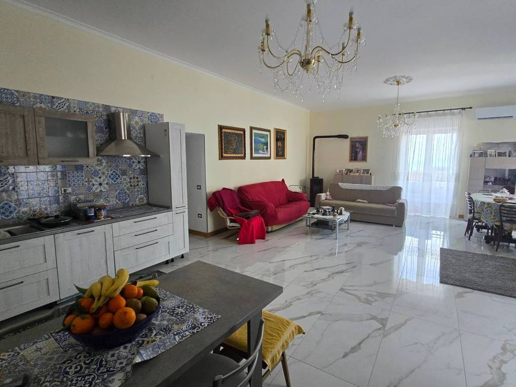 Appartamento a Capaccio paestum in Via Costabile Carducci - Foto 2