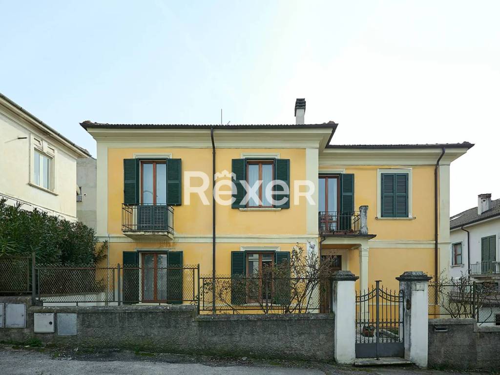 Villa a Sulmona in Via Andrea Bafile, 8 - Foto 2