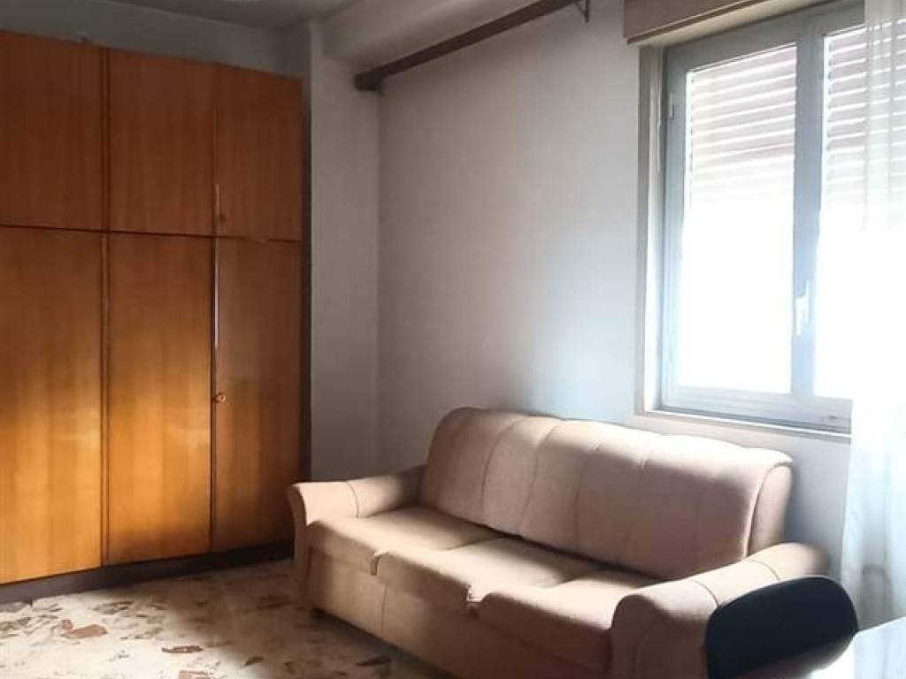 Appartamento a Caltanissetta in via Basilicata, 27 - Foto 2