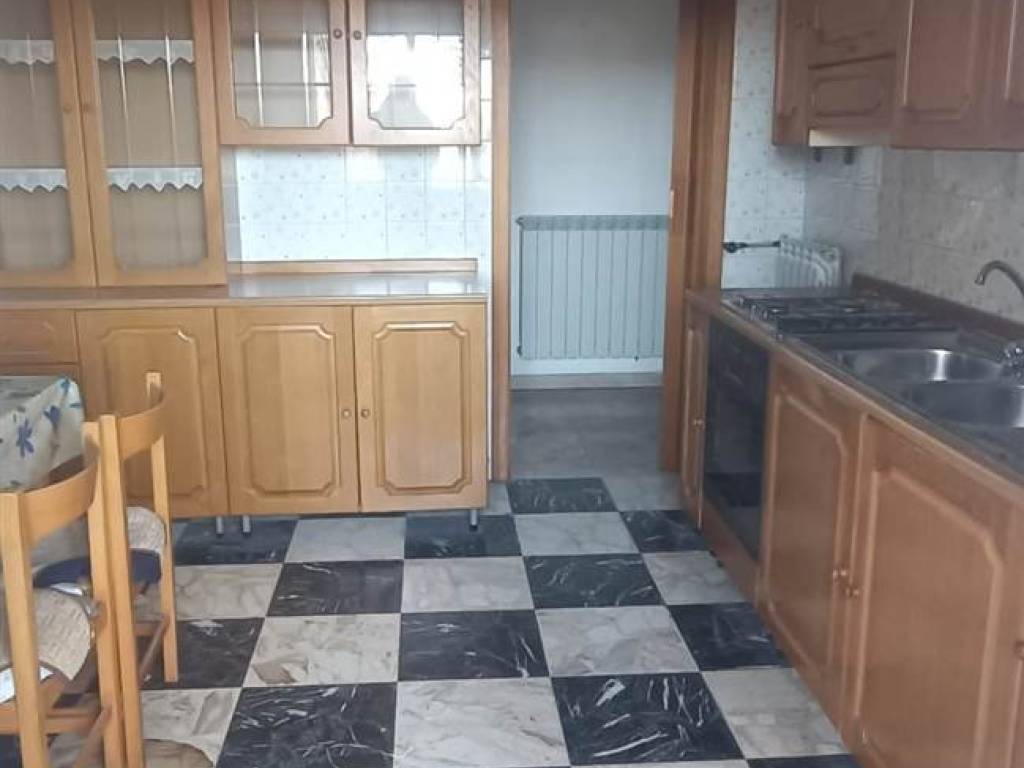 Appartamento a Caltanissetta in via Basilicata, 27 - Foto 4