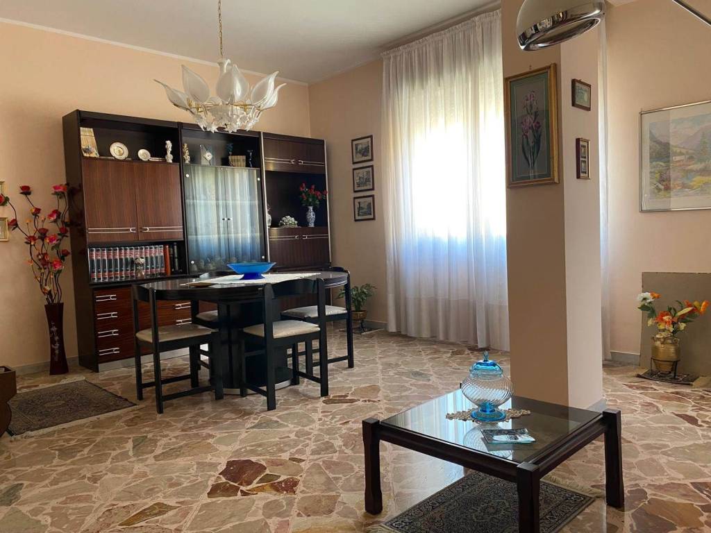 Appartamento a Caltanissetta in Via dei Mille, 4 - Foto 2