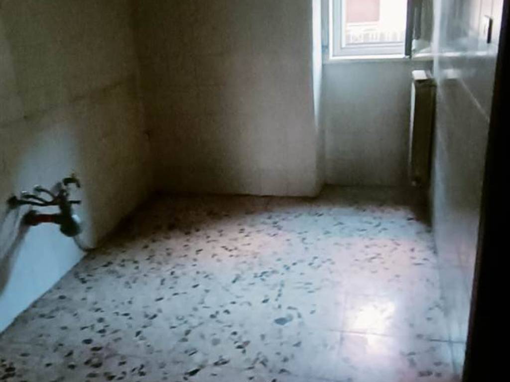 Appartamento a Caltanissetta in C.so Umberto, 5 - Foto 4