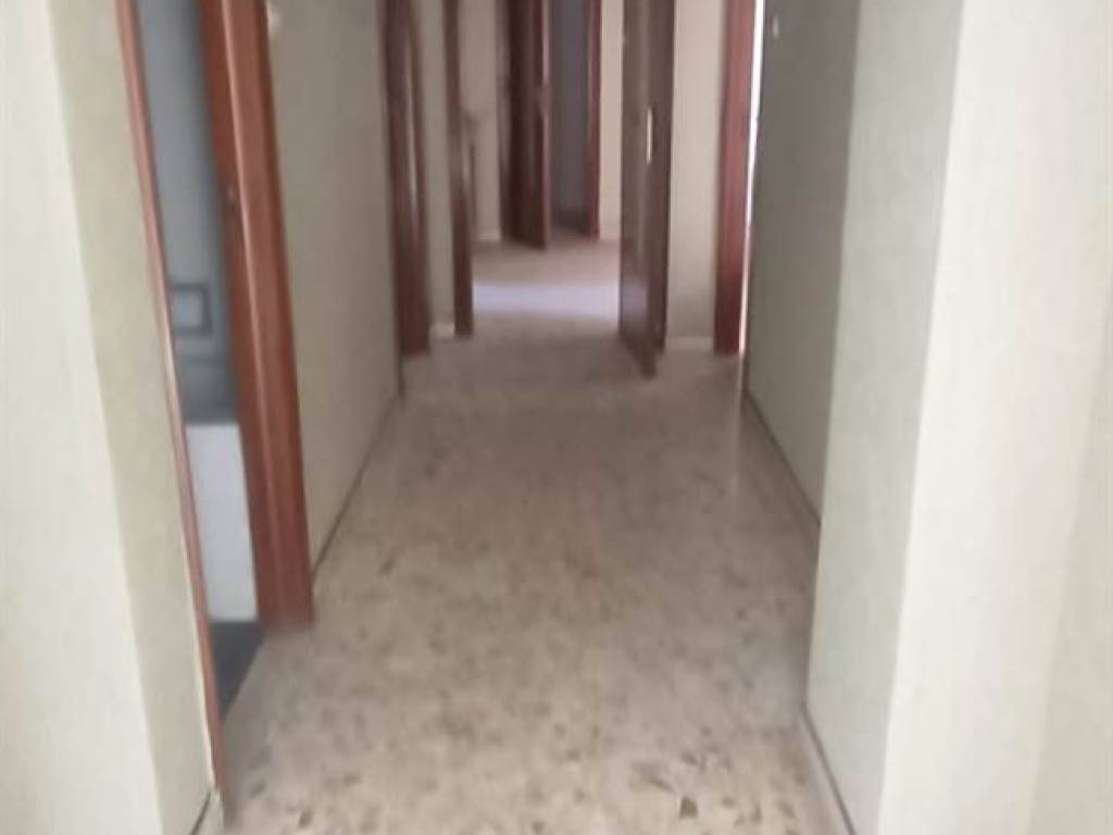 Appartamento a Caltanissetta in VIA E. DE NICOLA, 12 - Foto 4