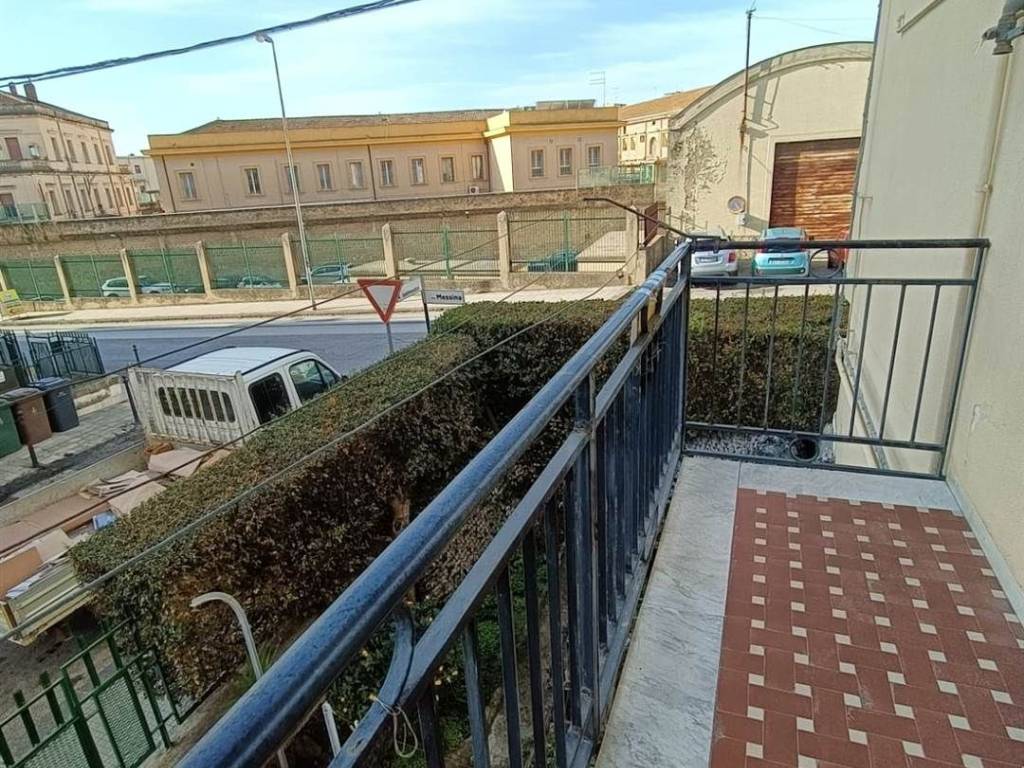 Appartamento a Caltanissetta in VIA MESSINA, 113 - Foto 3