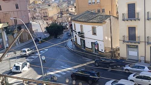 Appartamento a Caltanissetta in Via Rosso di San Secondo, 2 - Foto 3