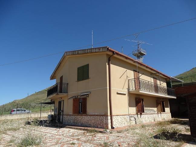 Villa a Caltanissetta in C/da Manca Sabucina - Foto 2