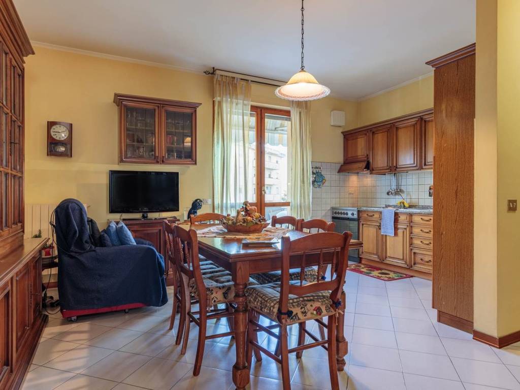 Appartamento a Carmignano in via Guglielmo Marconi - Foto 3