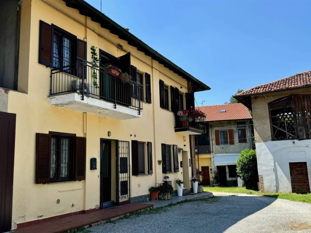 Appartamento a Lesmo in via Lambro, 20 - Foto 2