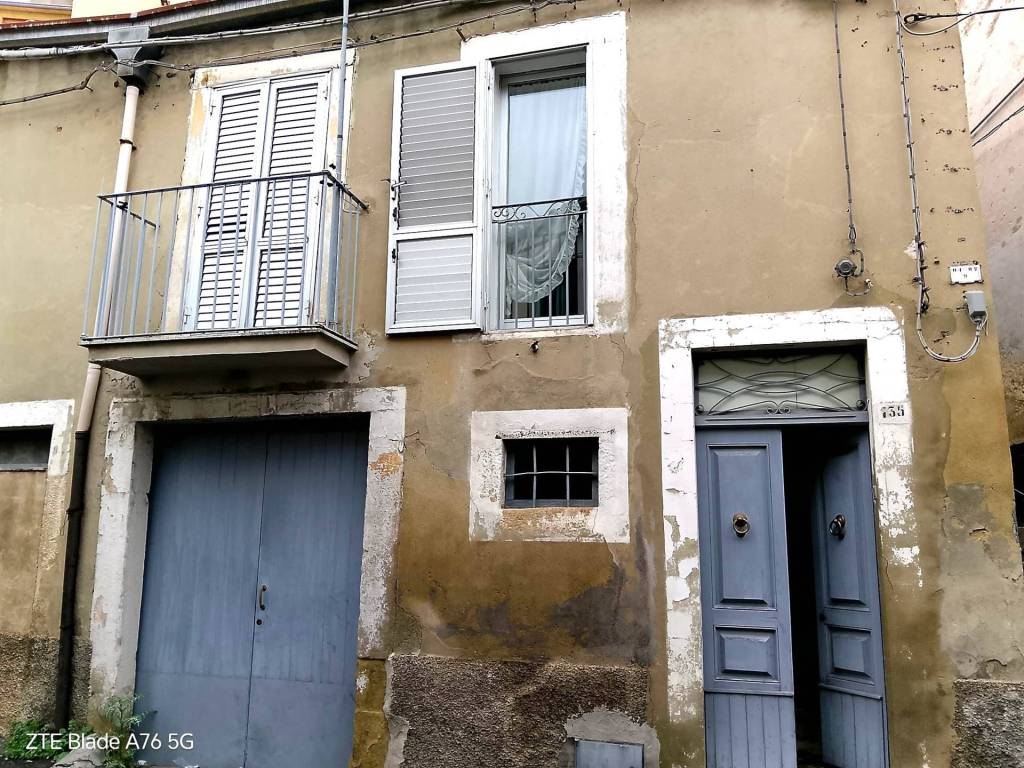 Appartamento a Cesarò in Corso Margherita , 135 - Foto 2