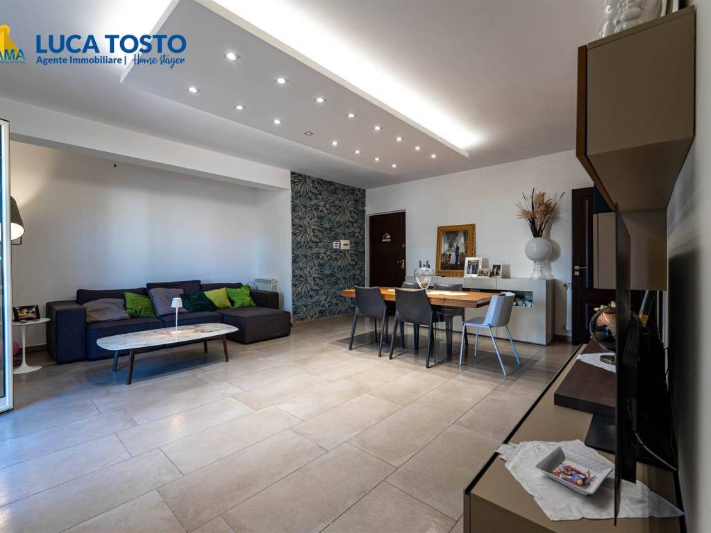 Appartamento a Gravina di catania in via Unione Europea - Foto 4