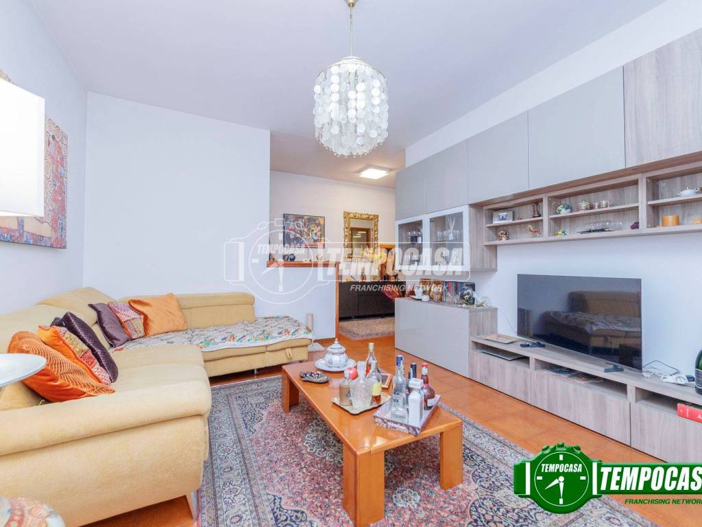 Appartamento a Lacchiarella in Via Monsignor Bargiggia - Foto 3