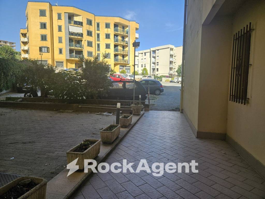 Appartamento a Catanzaro in Traversa Barlaam da Seminara, 53 - Foto 2