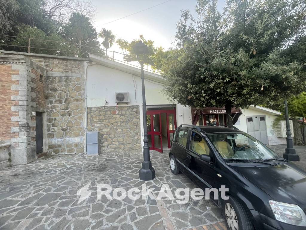 Immobile a Altavilla silentina in Piazza Umberto I - Foto 2