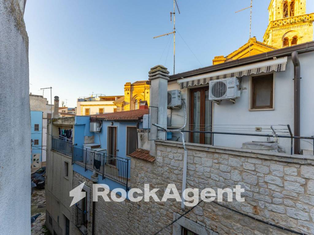 Palazzo / stabile a Casamassima in Via Chiesa - Foto 3