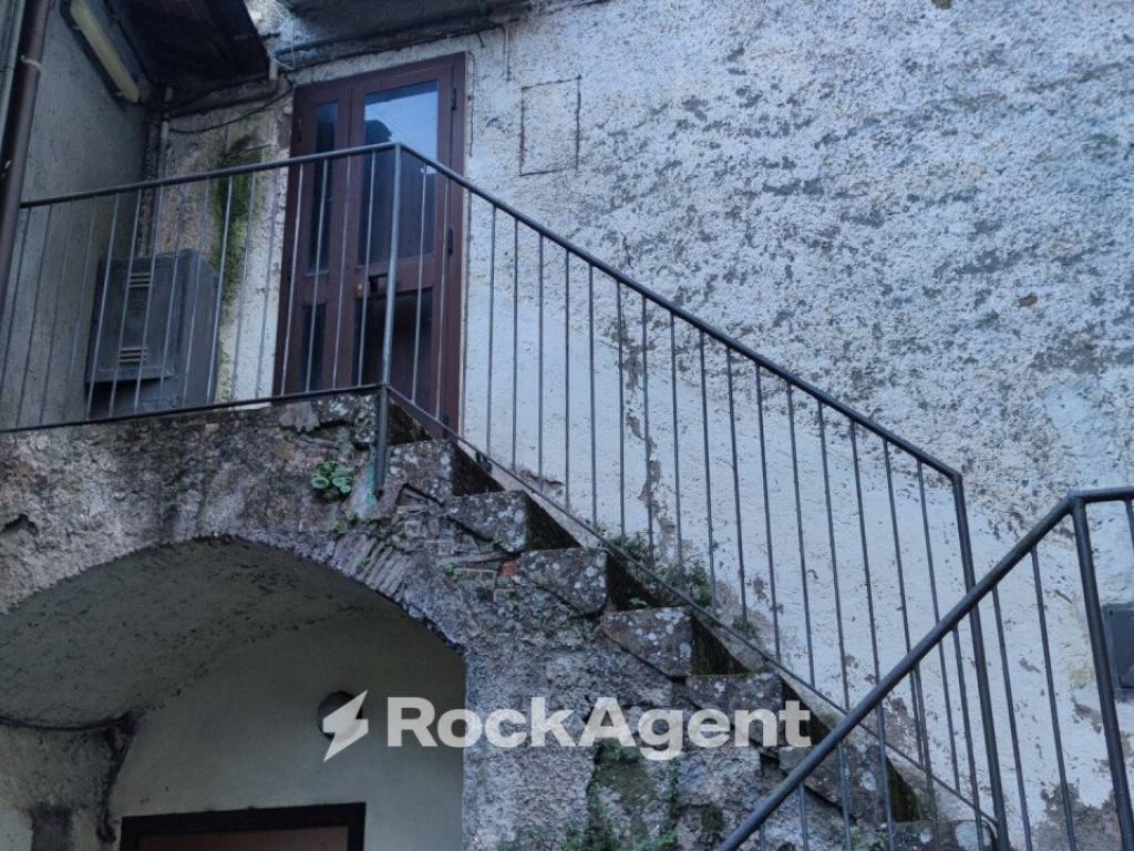 Appartamento a Vallerano in Via dei Granari - Foto 2