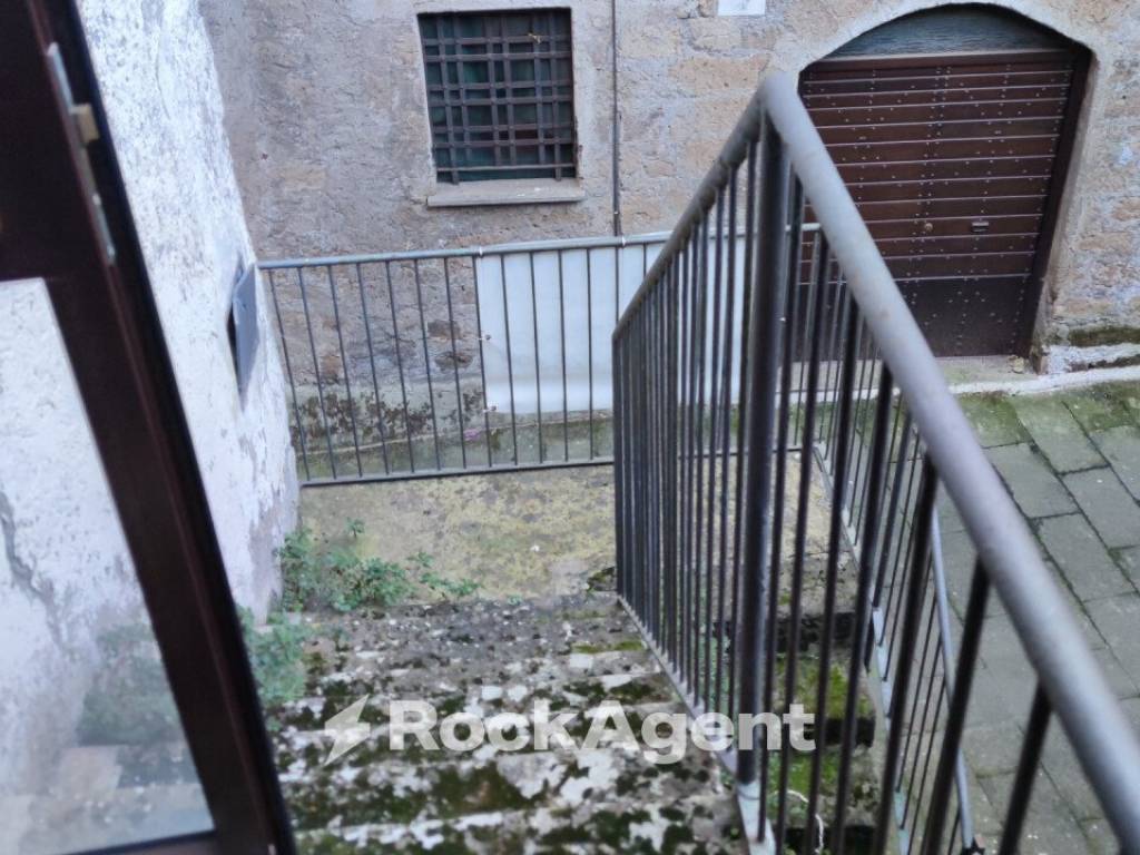Appartamento a Vallerano in Via dei Granari - Foto 3
