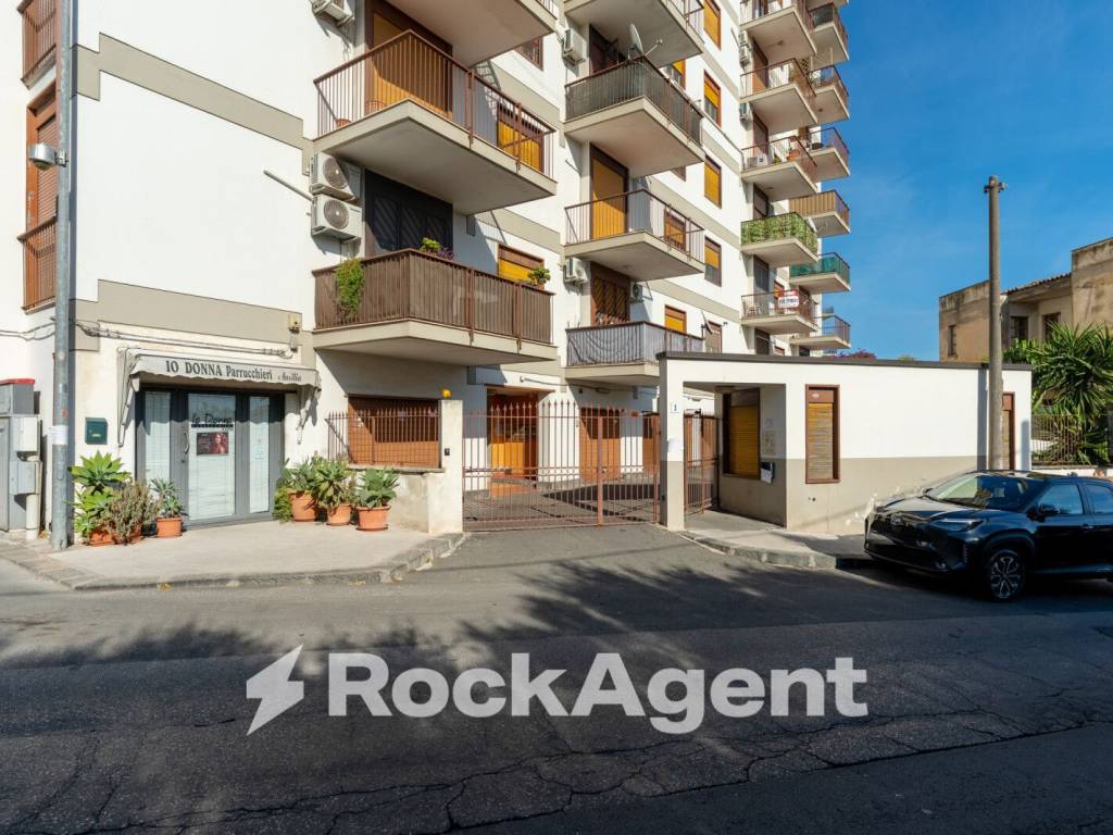 Appartamento a Tremestieri etneo in Via del Canalicchio, 3 - Foto 3