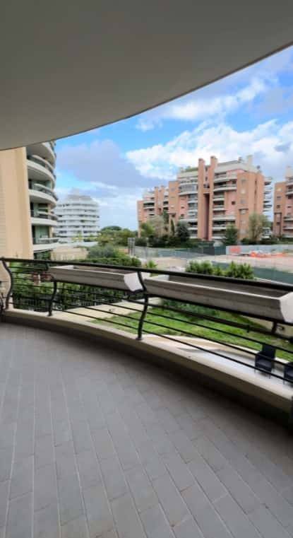 Appartamento a Roma in Via Dario Niccodemi - Foto 2